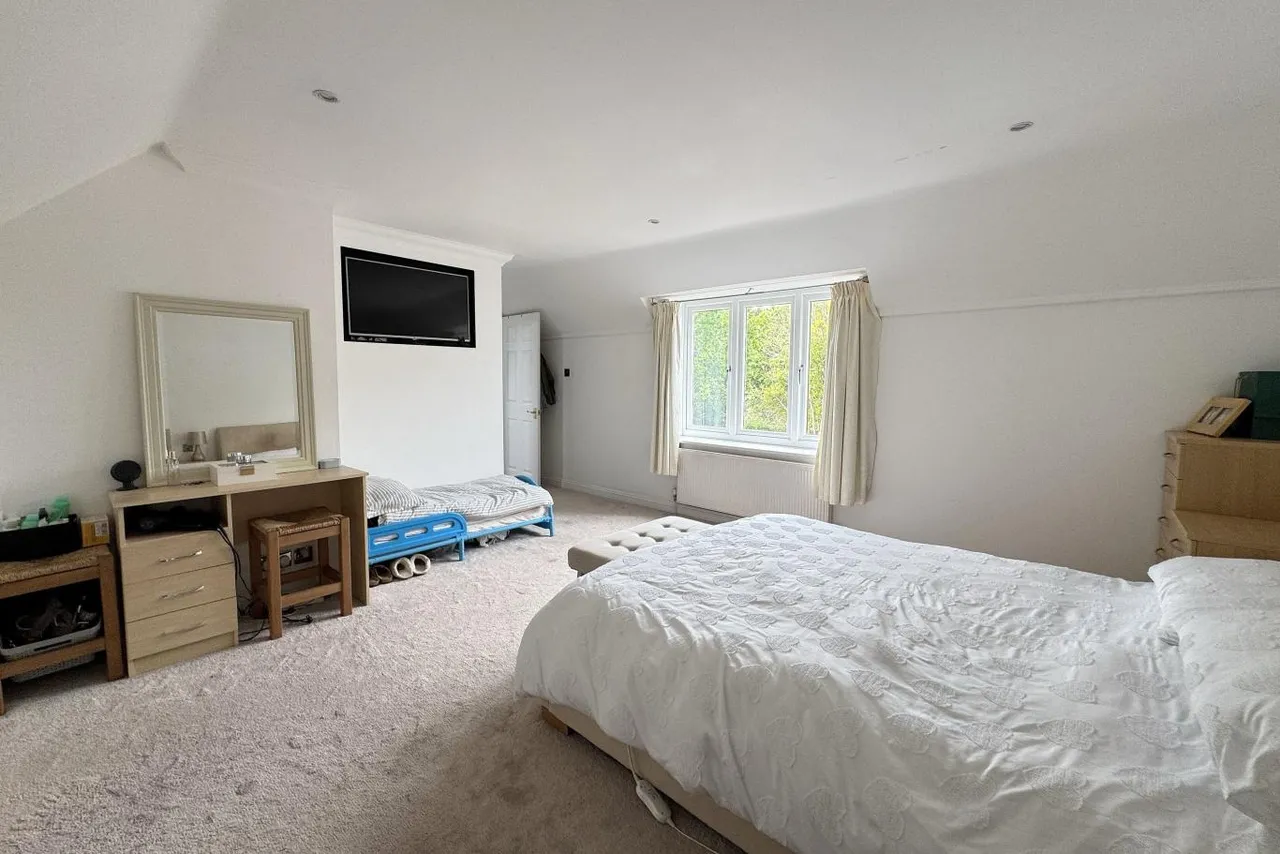 The Old Farm, BH8, photo 18