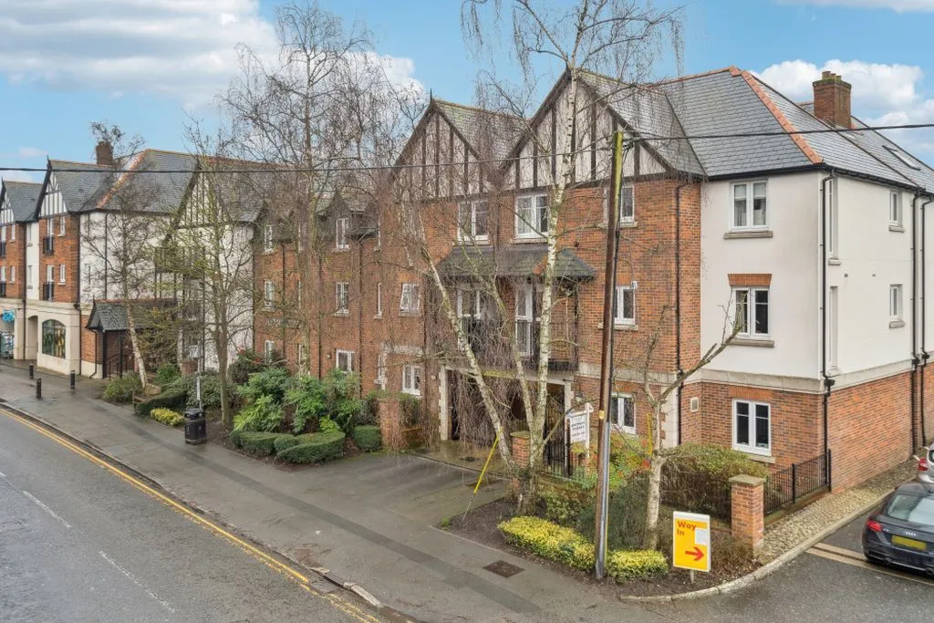 Marlow Road, Bourne End SL8 5SE, photo 17