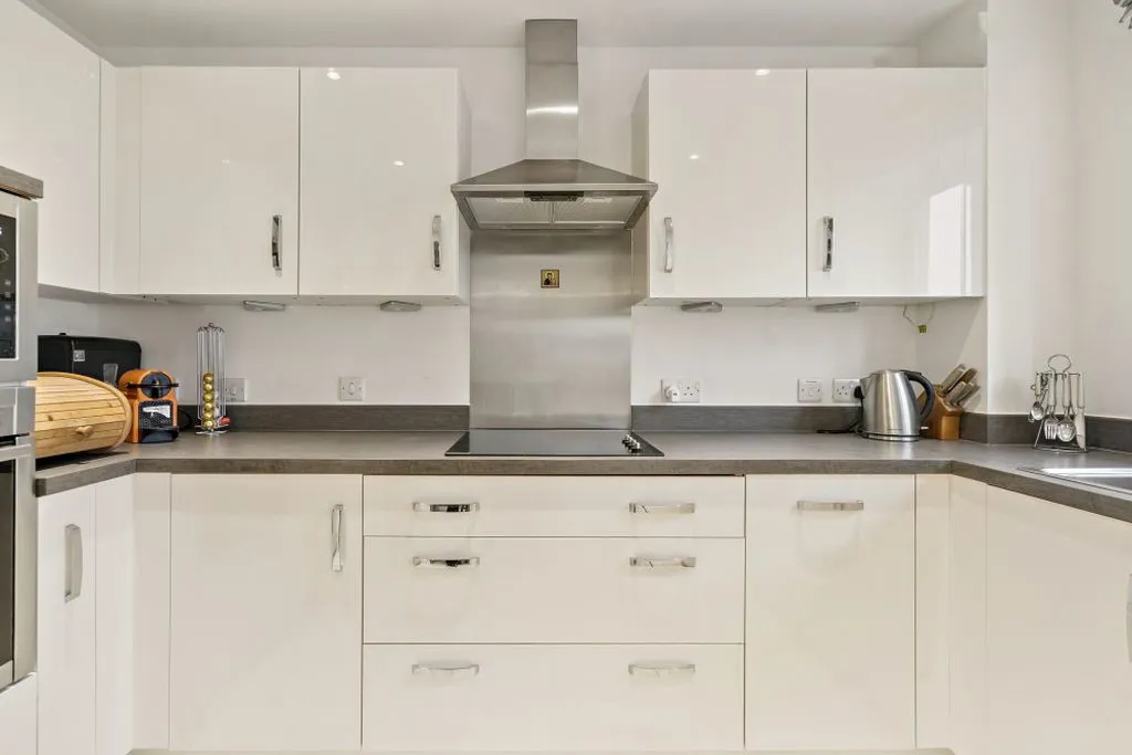 Marlow Road, Bourne End SL8 5SE, photo 7