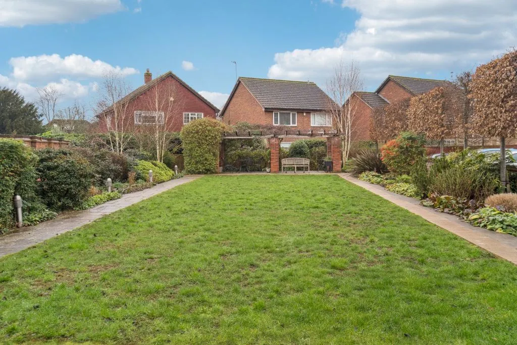 Marlow Road, Bourne End SL8 5SE, photo 16