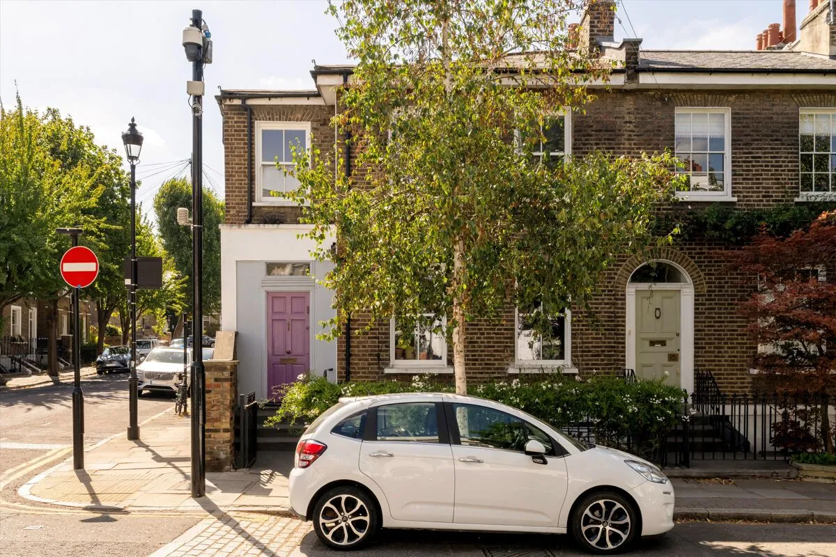 4 bed house for sale, Lofting Road, London, N1