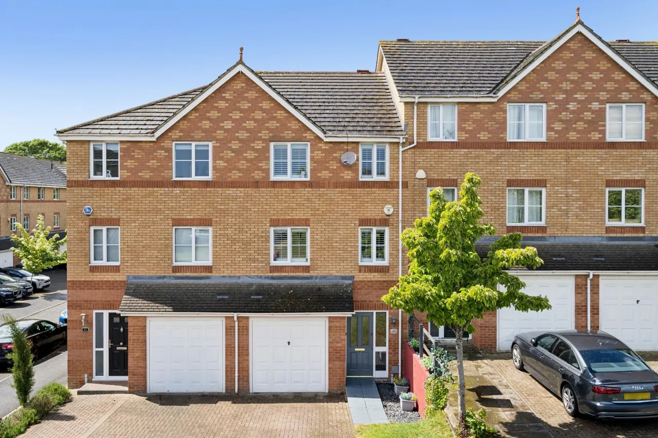 4 bed house for sale, Princes Gate, High Wycombe, HP13