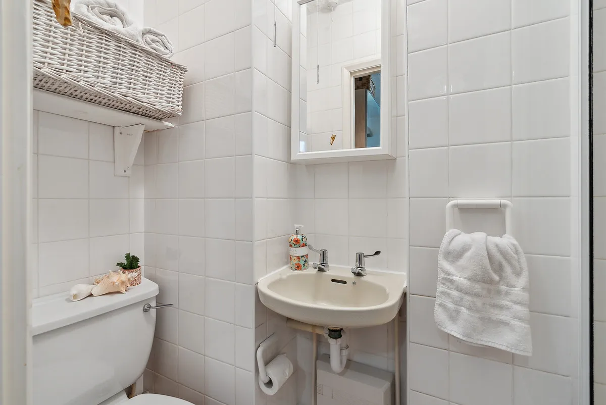 Shepperton, TW17, photo 16