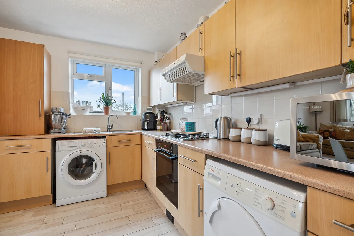 Shepperton, TW17, photo 12