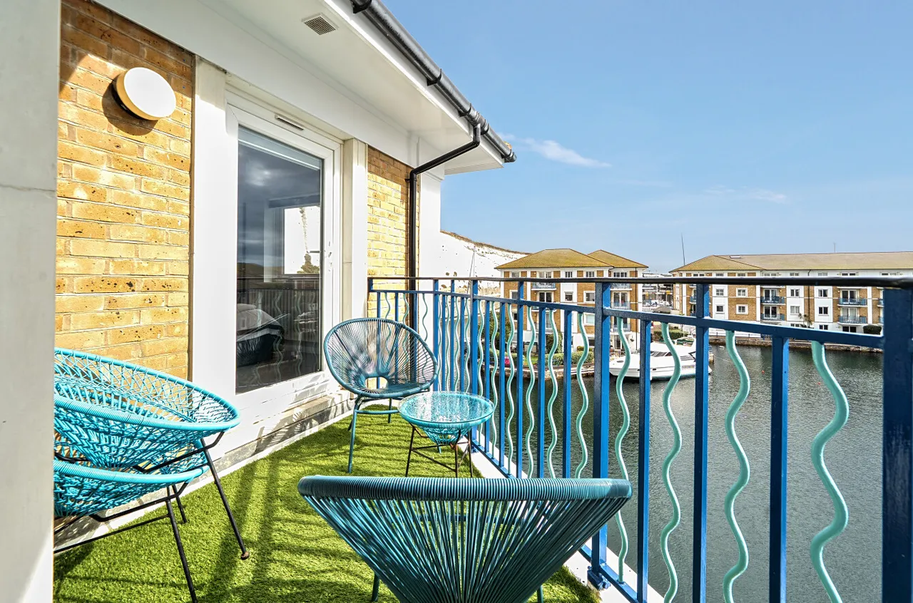 Victory Mews, The Strand, BN2, photo 2