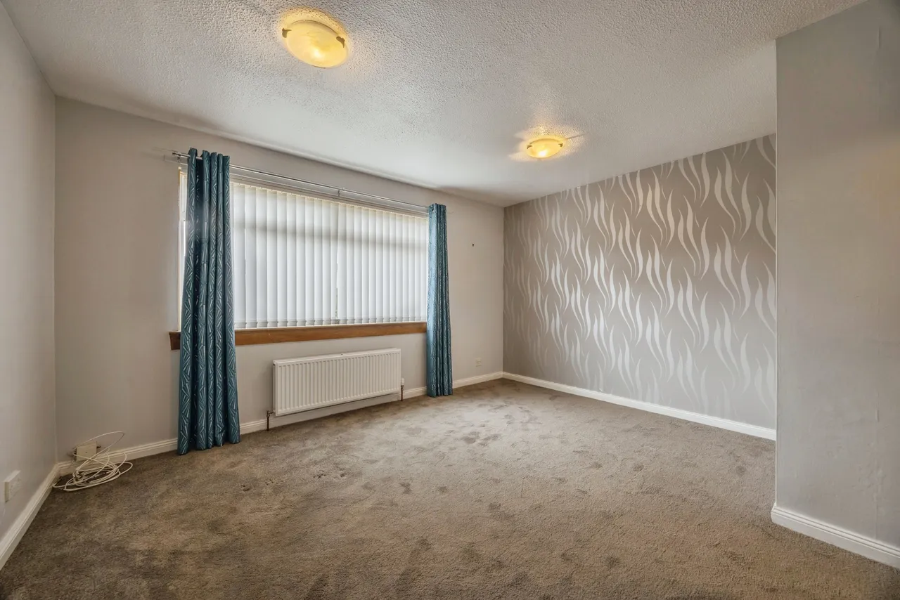 Kenmore Avenue, Livingston, EH54, photo 3