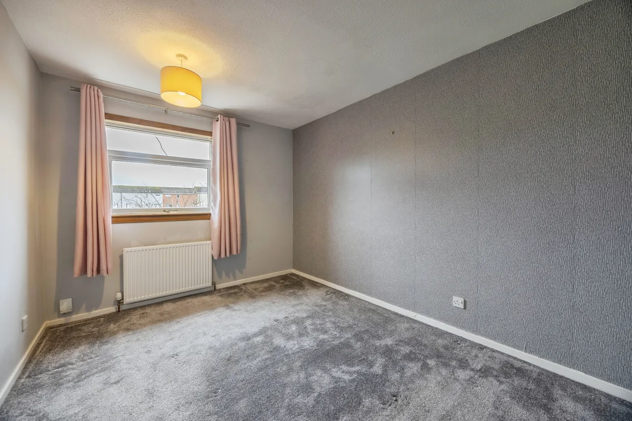 Kenmore Avenue, Livingston, EH54, photo 7