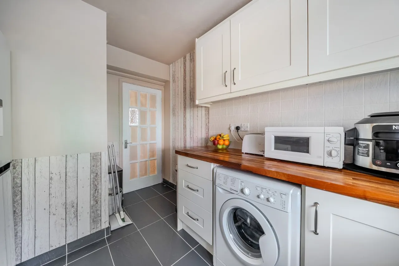 Ravensbourne Park Crescent, Catford, SE6, photo 6