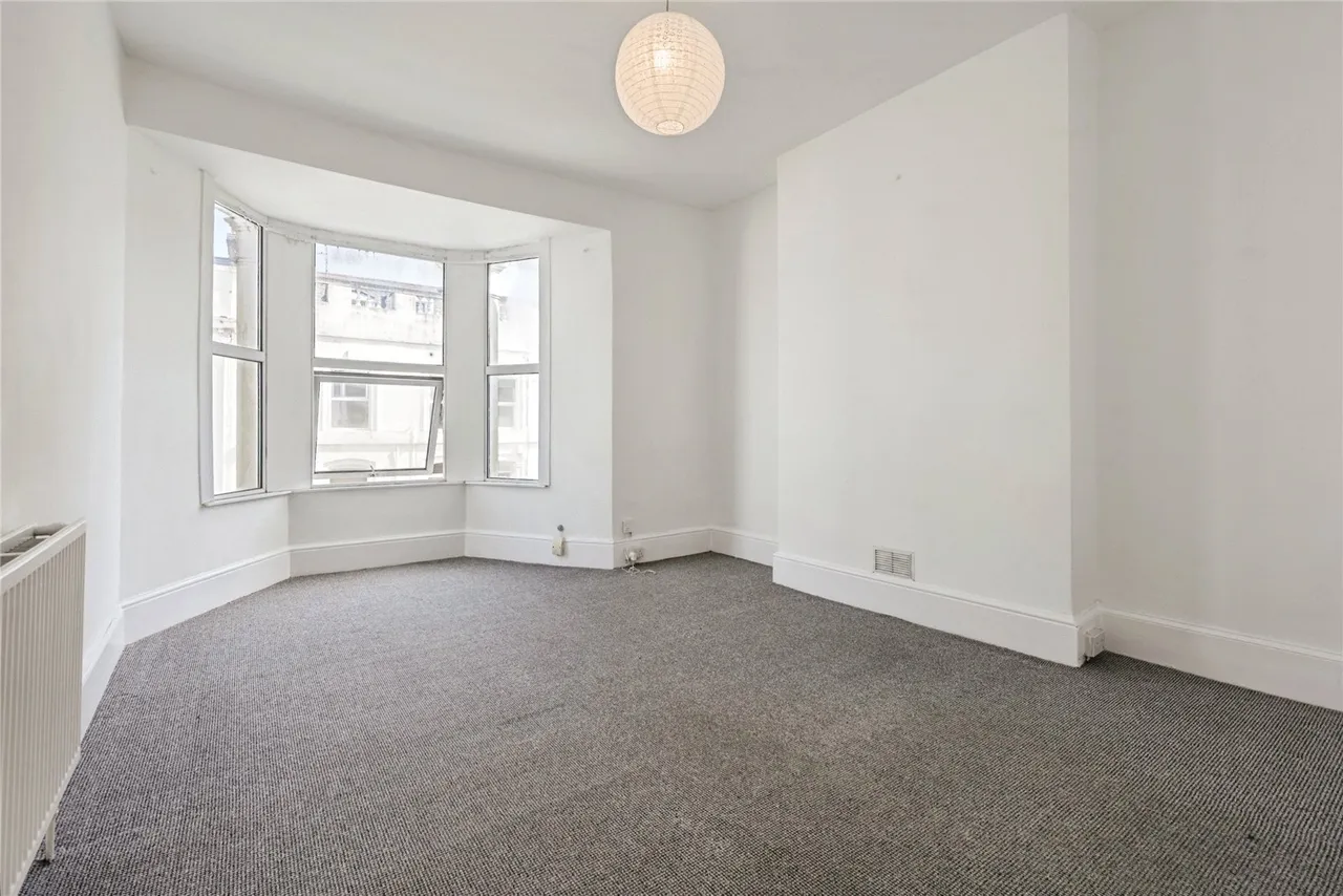 Hill Park Crescent, Plymouth, PL4, photo 2