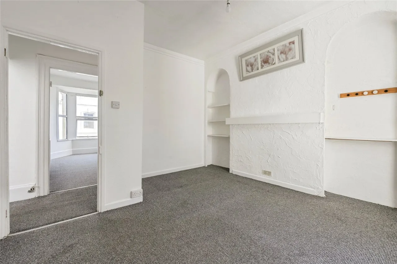 Hill Park Crescent, Plymouth, PL4, photo 8