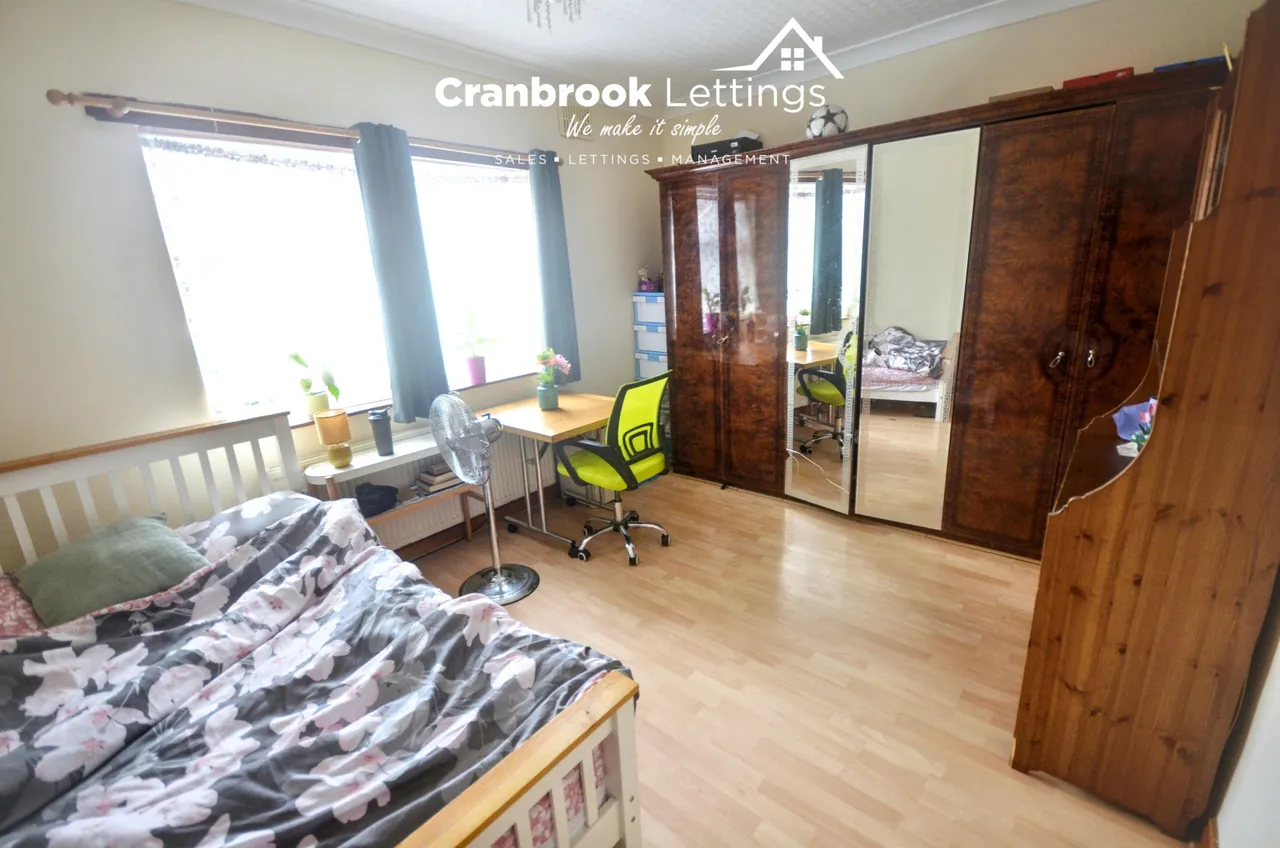 Caulfield Road, London, E6, photo 6