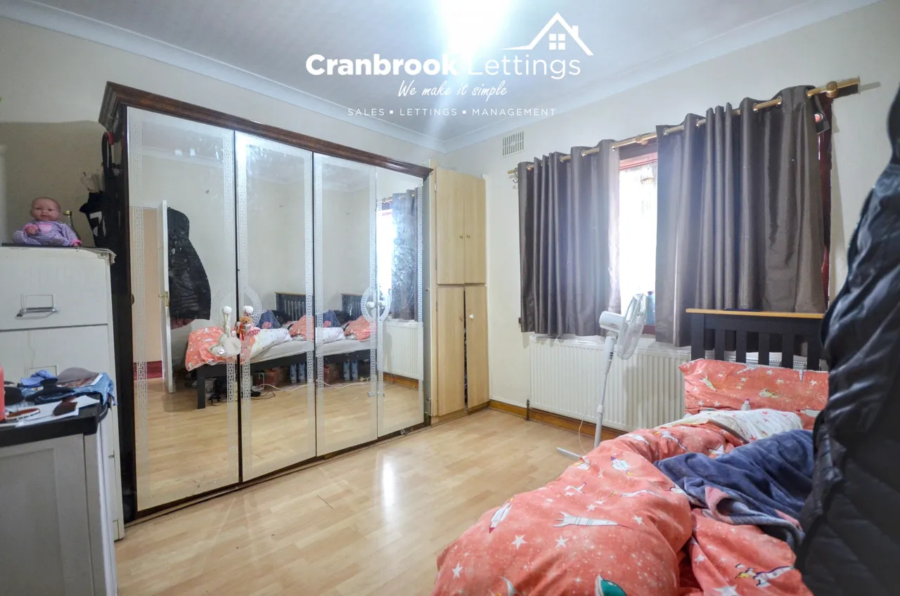 Caulfield Road, London, E6, photo 5