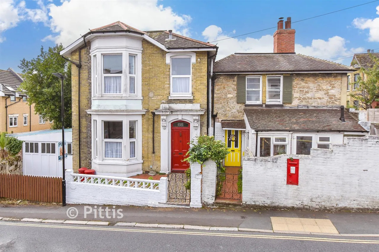 3 bed house for sale, Park Road, Ryde, PO33