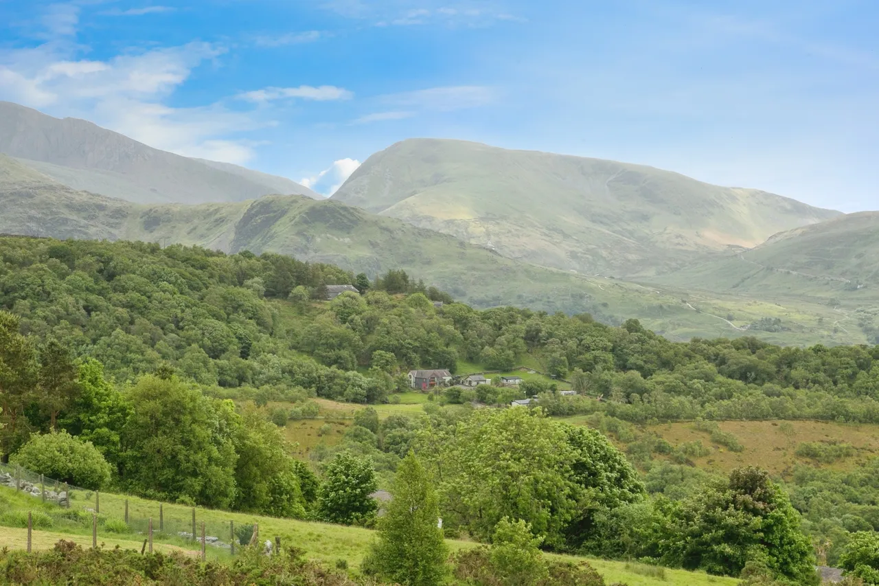 Dinorwic, Caernarfon, LL55, photo 13