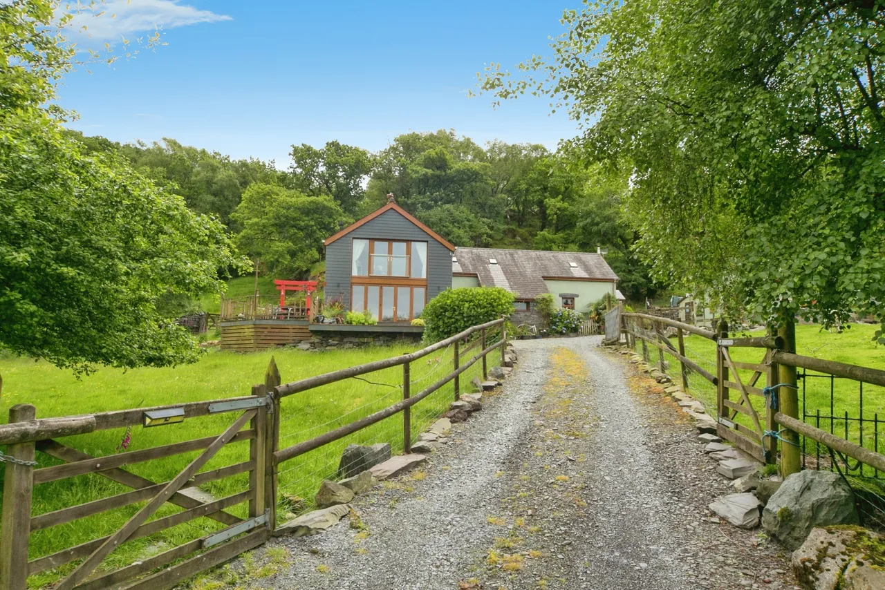 Dinorwic, Caernarfon, LL55, photo 15