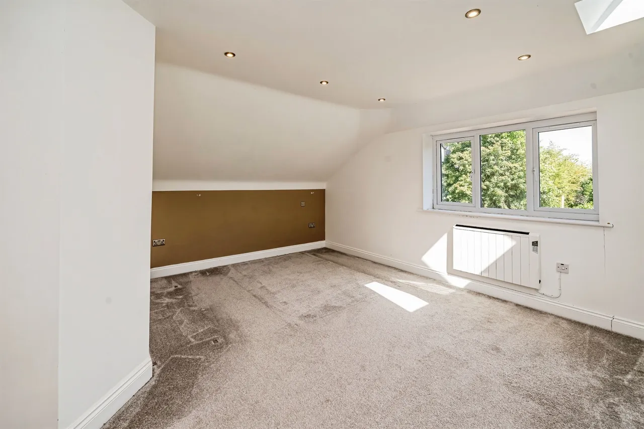 Britwell Road, Burnham, SL1, photo 11