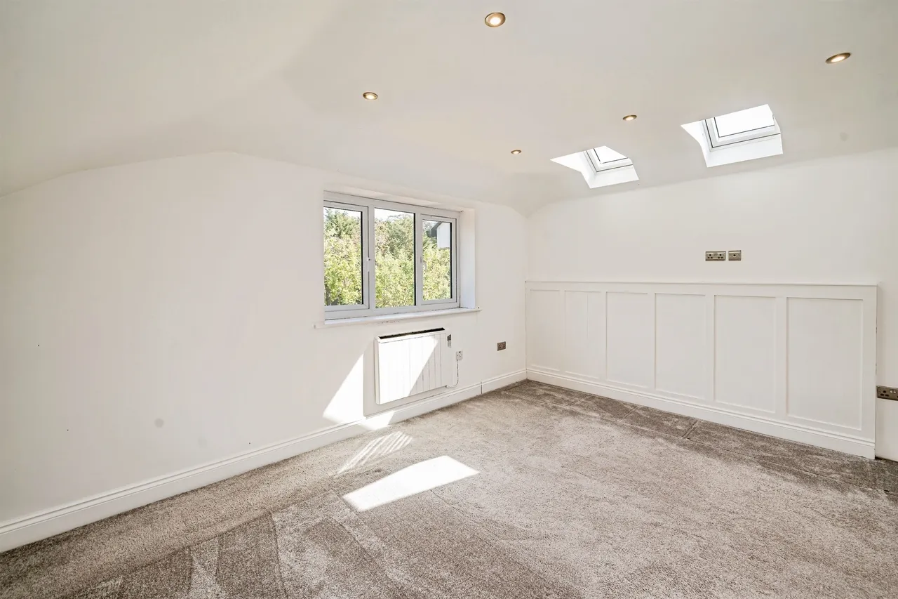 Britwell Road, Burnham, SL1, photo 12