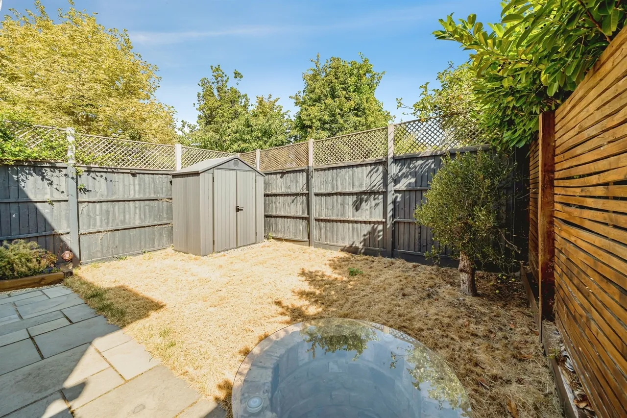 Britwell Road, Burnham, SL1, photo 17