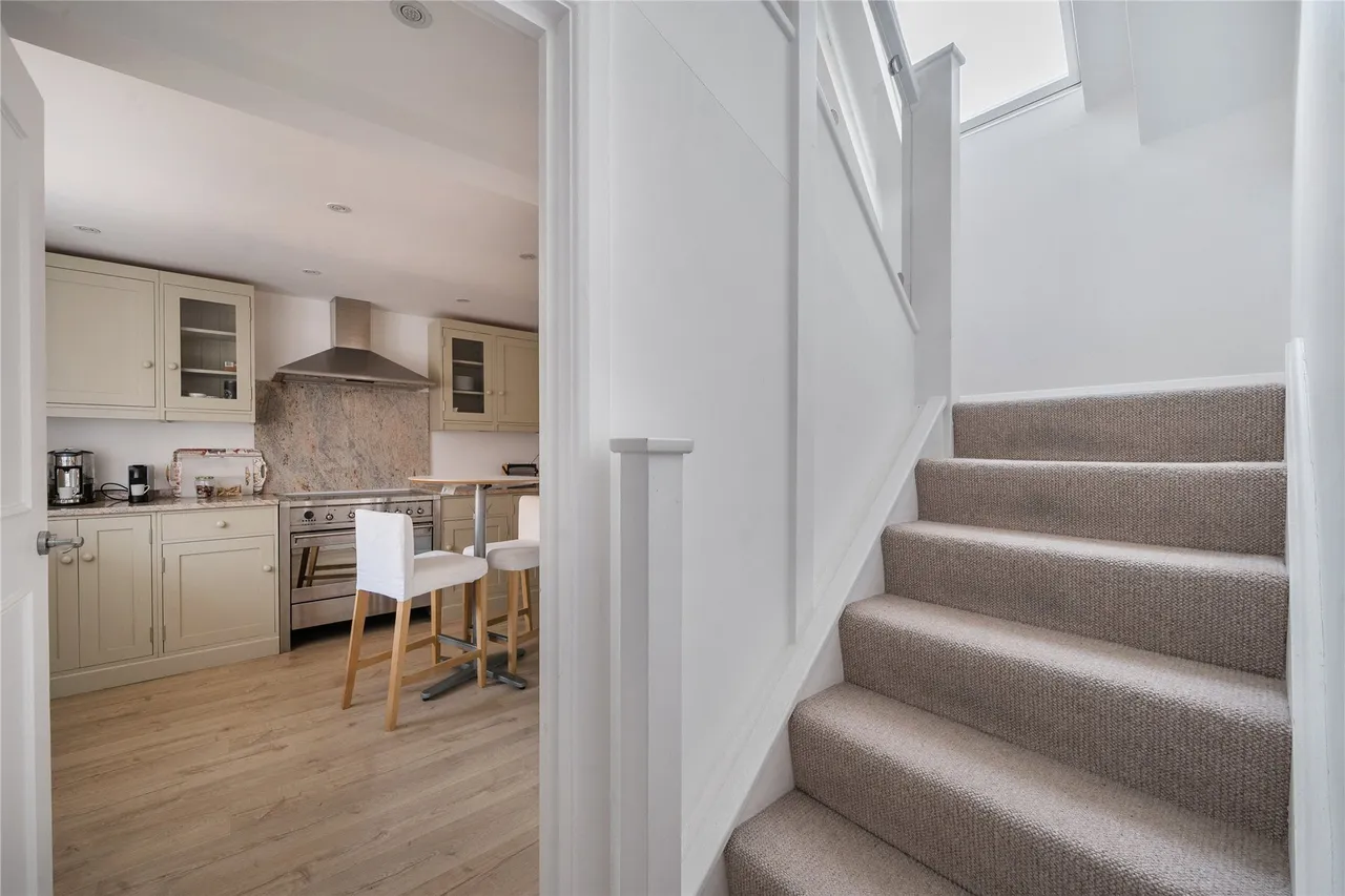 Waterloo Road, Lymington, Hampshire, SO41, photo 11