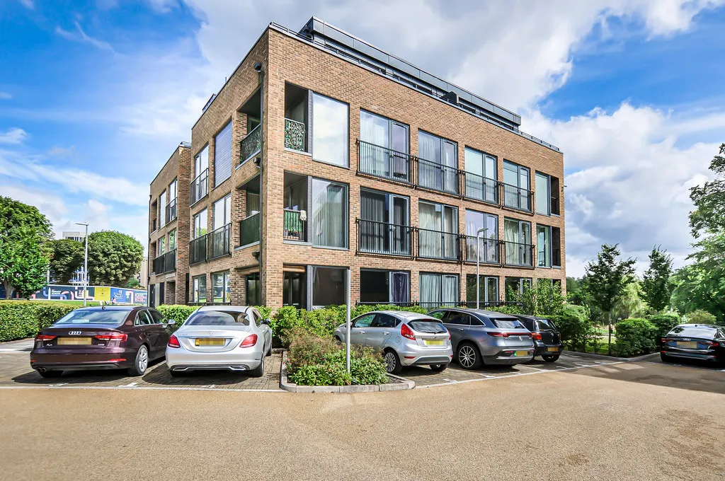 Tangmere Crescent, Uxbridge, photo 16