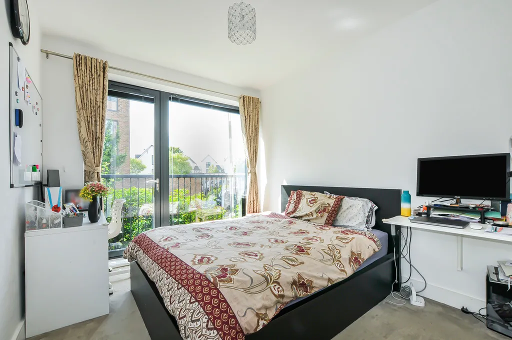 Tangmere Crescent, Uxbridge, photo 8