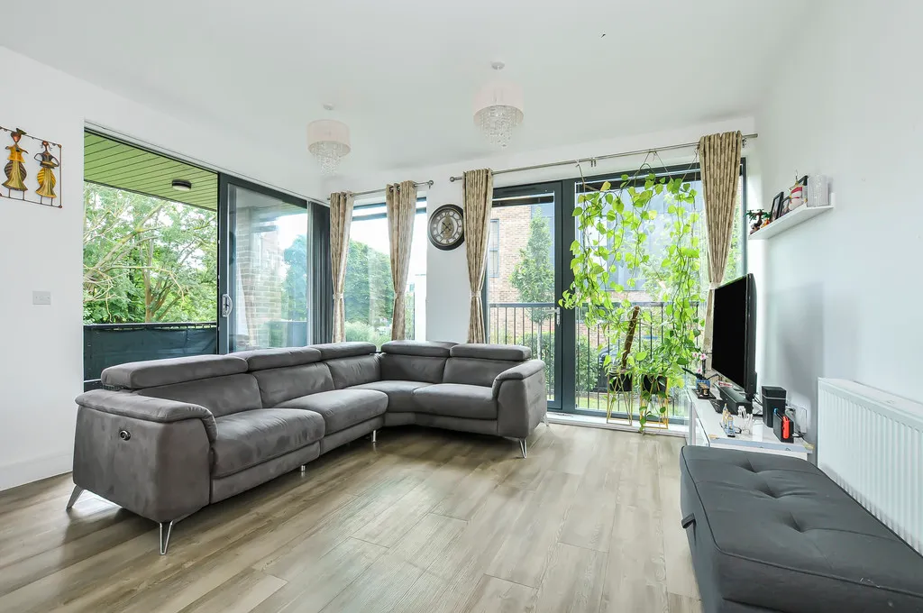 Tangmere Crescent, Uxbridge, photo 17