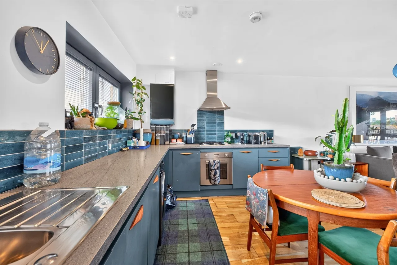 Coopers Road, London, SE1, photo 20