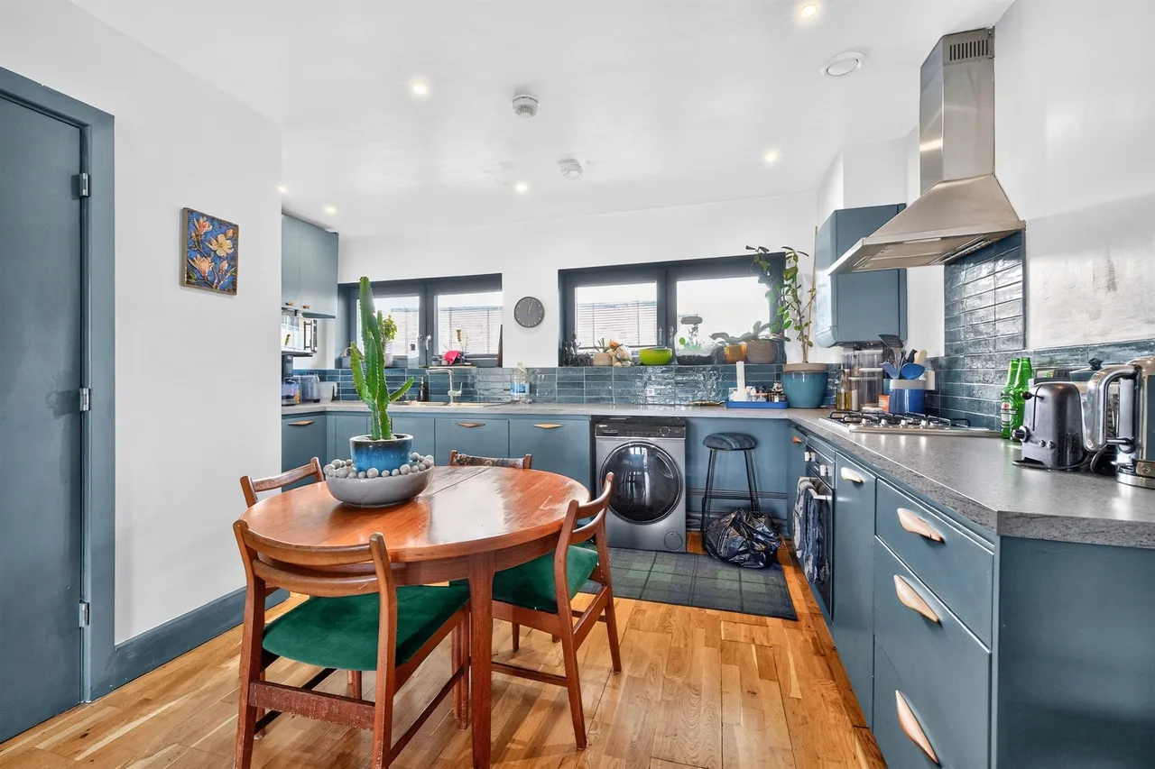 Coopers Road, London, SE1, photo 18