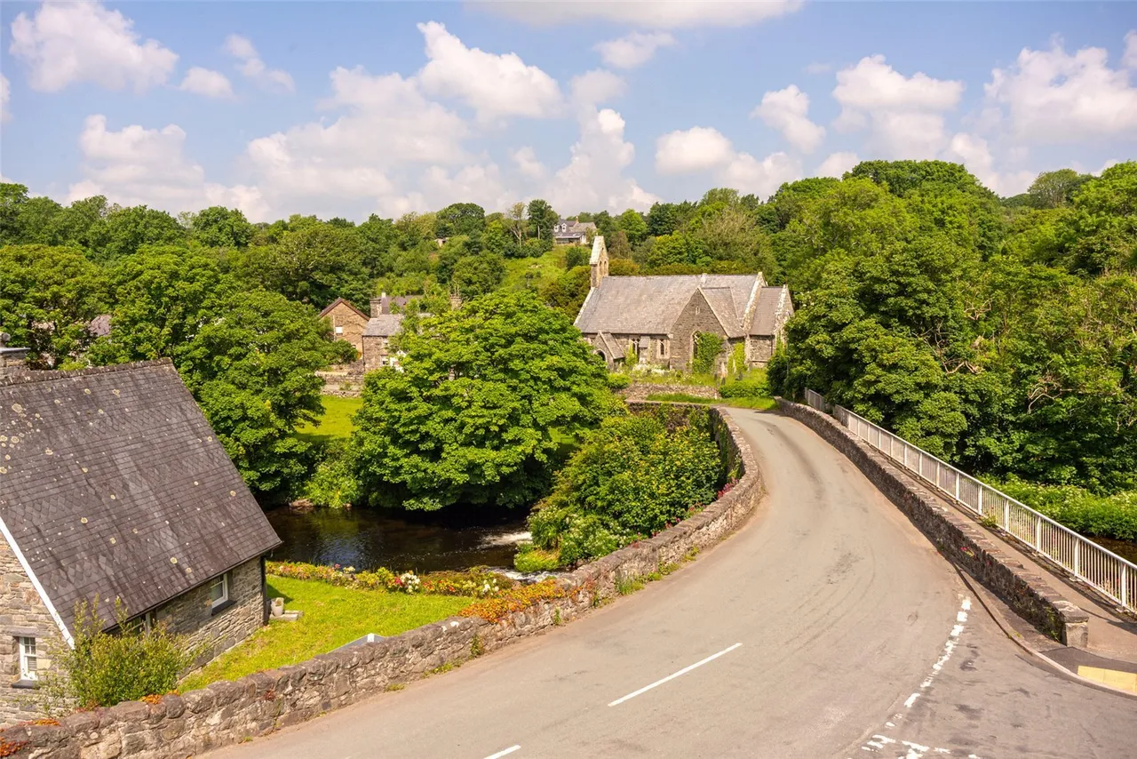 Llanystumdwy, Criccieth, LL52, photo 16