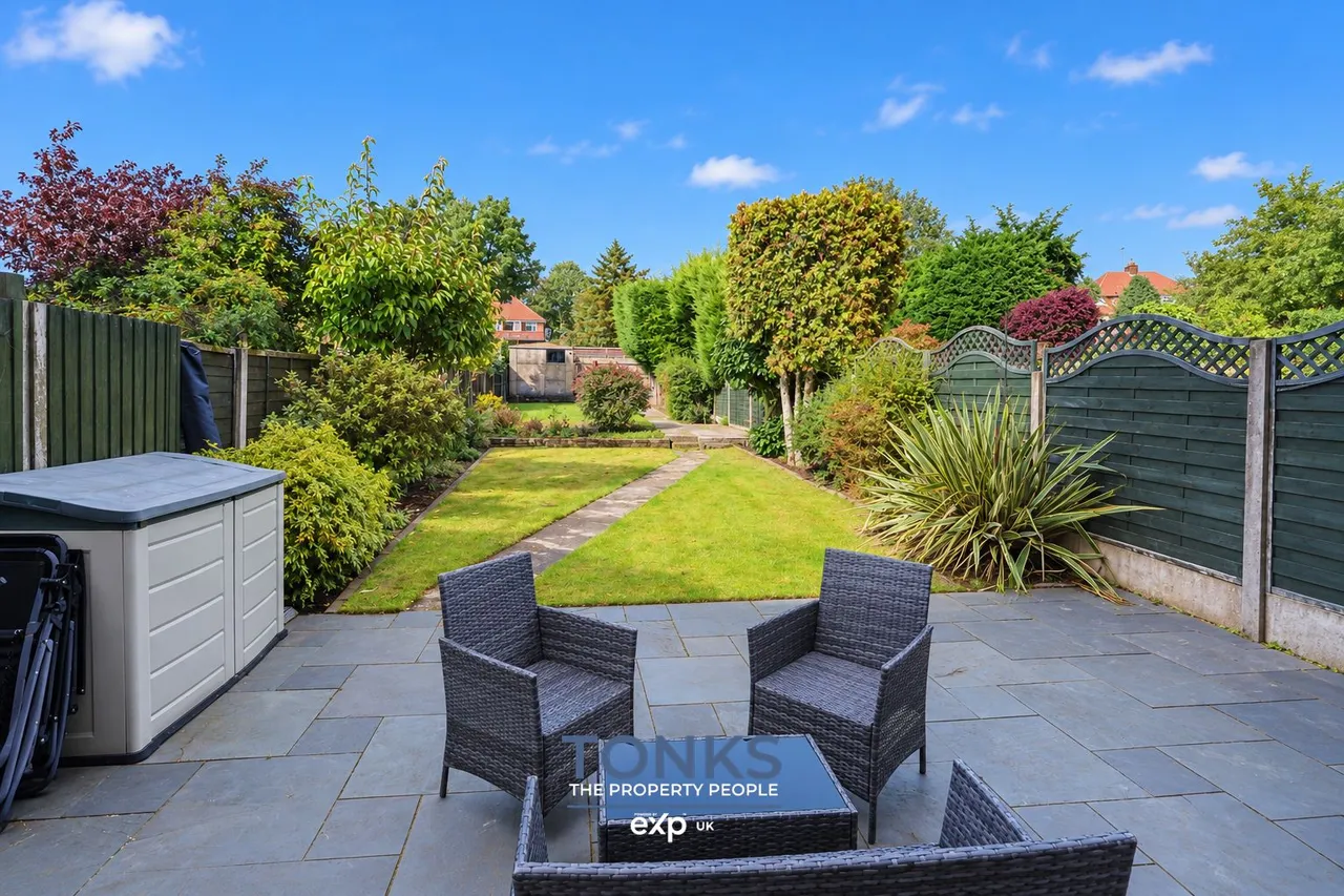 Worlds End Avenue, Quinton, B32, photo 2