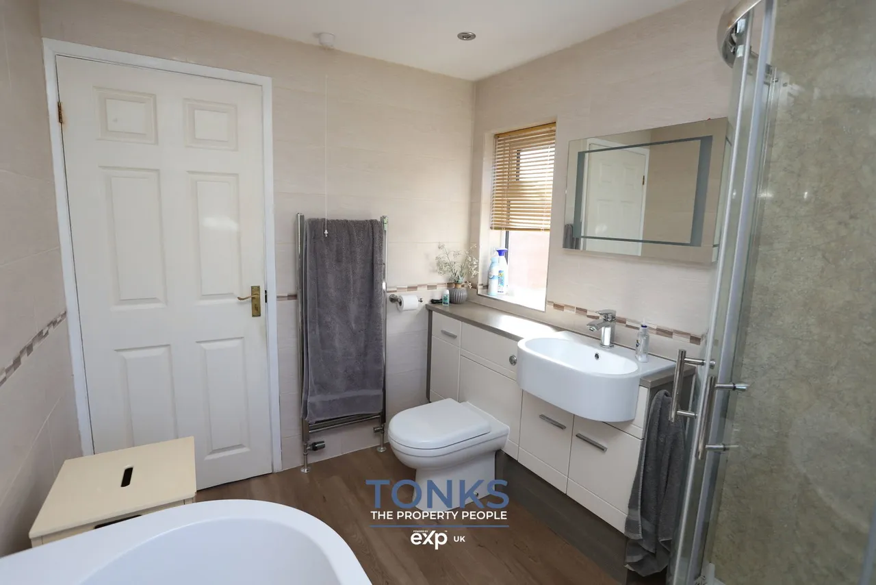 Worlds End Avenue, Quinton, B32, photo 17