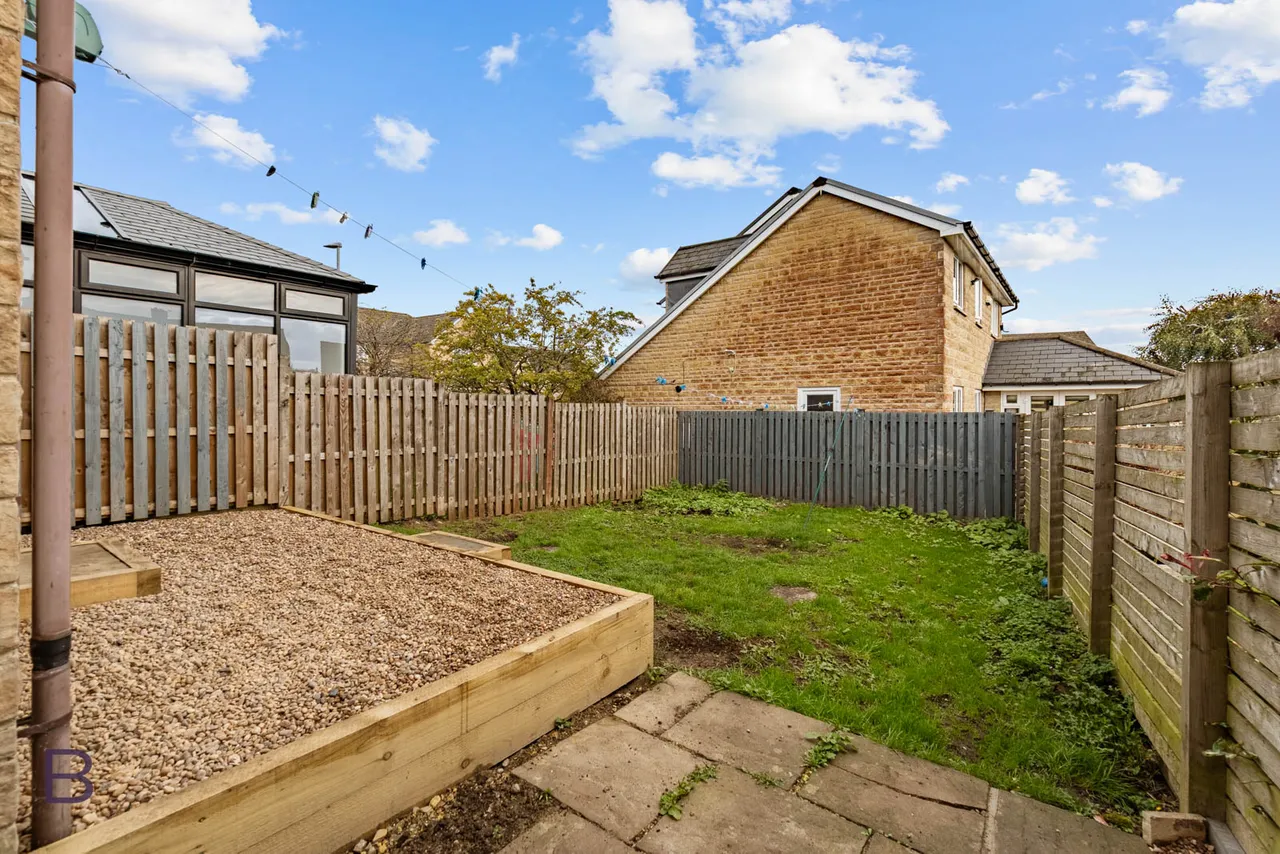 Hall Stone Court, Shelf, HX3, photo 19