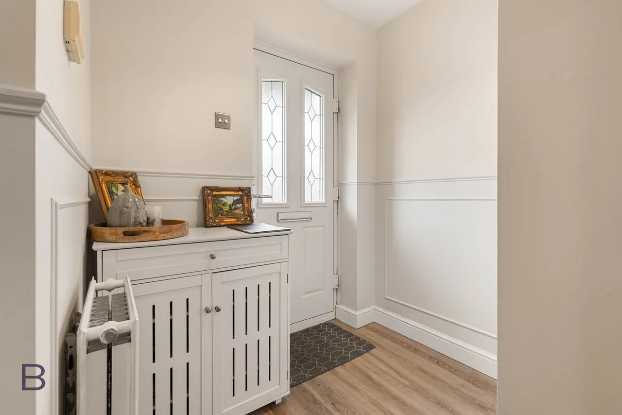 Hall Stone Court, Shelf, HX3, photo 8