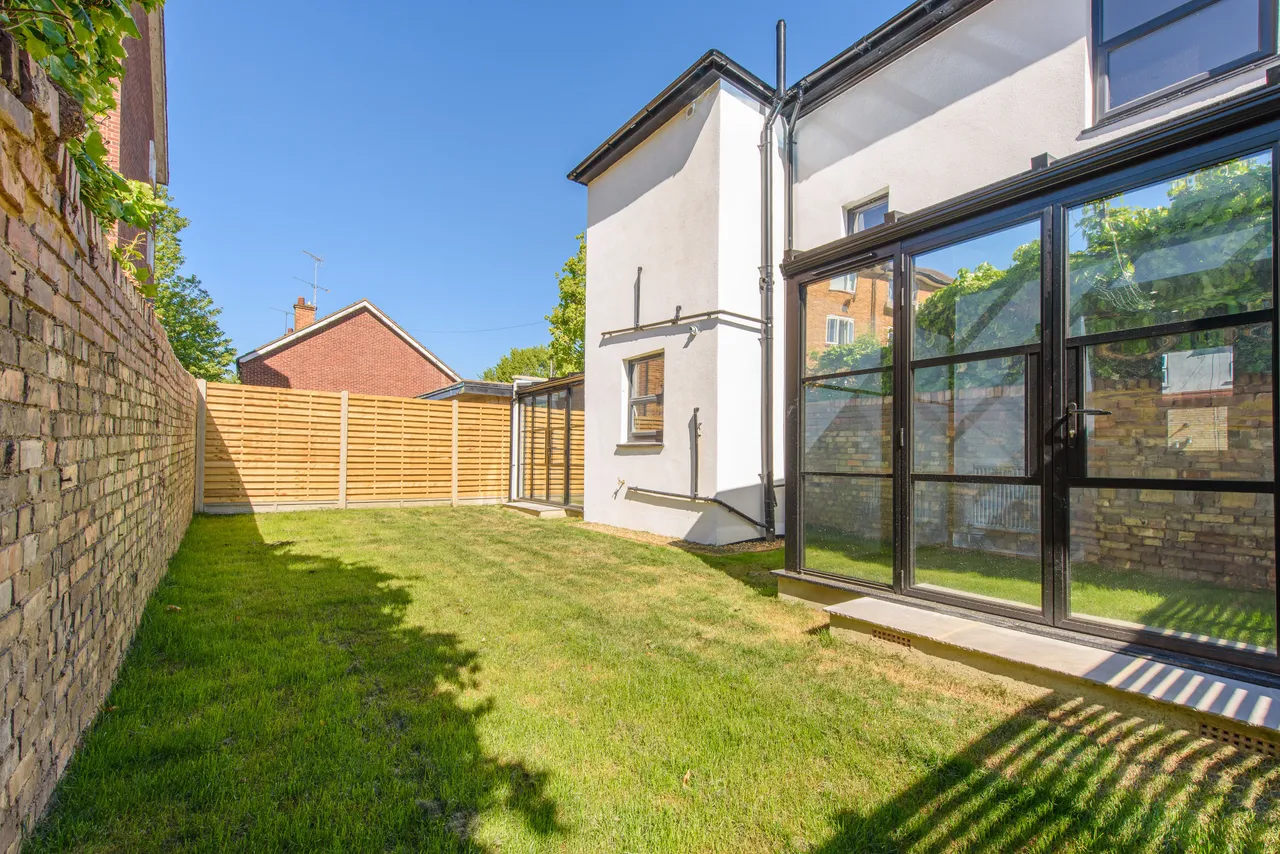 10 Green Road, London, photo 12