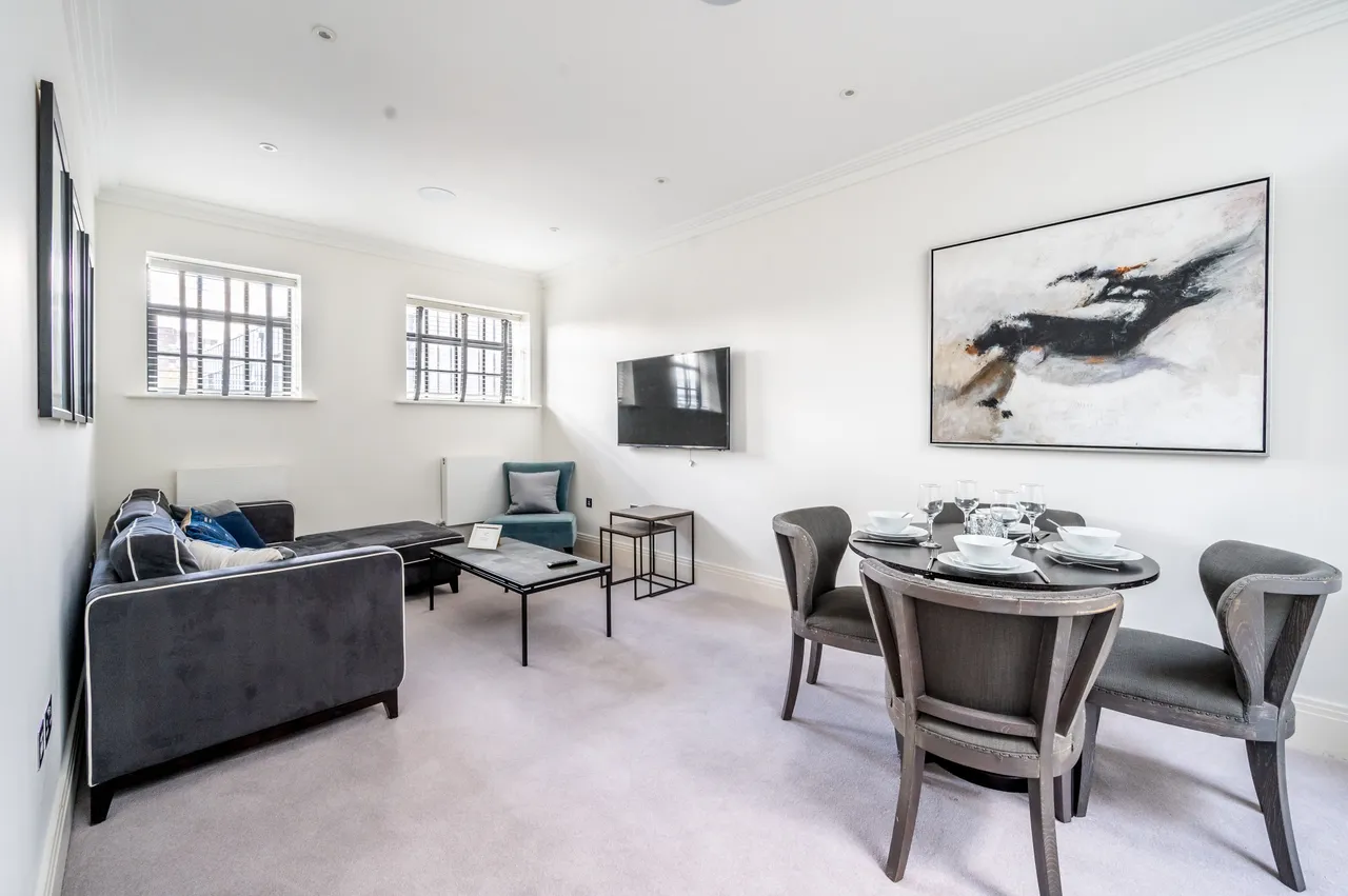 2 bed flat to rent — 13 Palace Wharf, Rainville Road, London