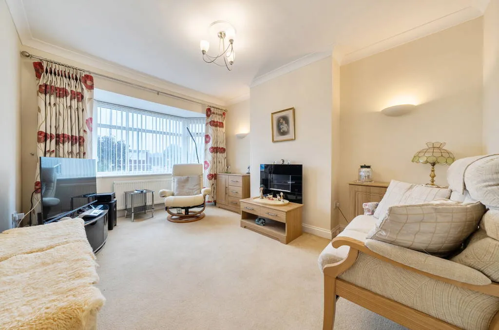 Tennyson Avenue, Shakespeare Gardens, Rugby, CV22 6JH, photo 5