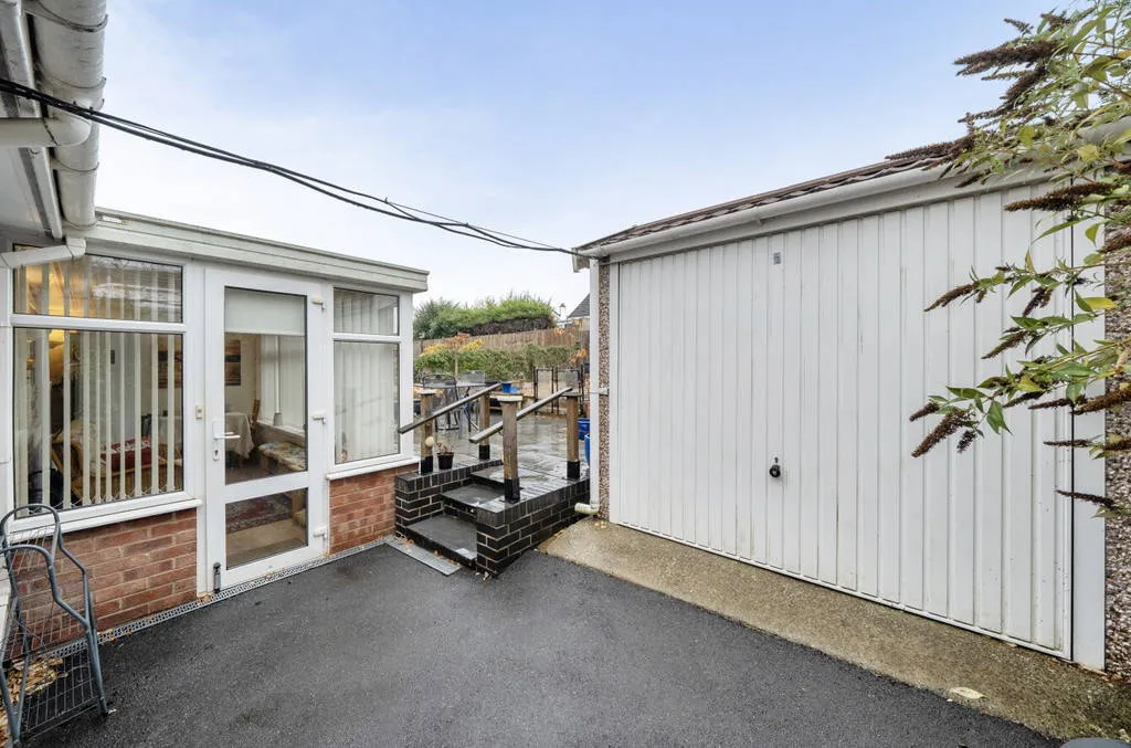 Tennyson Avenue, Shakespeare Gardens, Rugby, CV22 6JH, photo 14