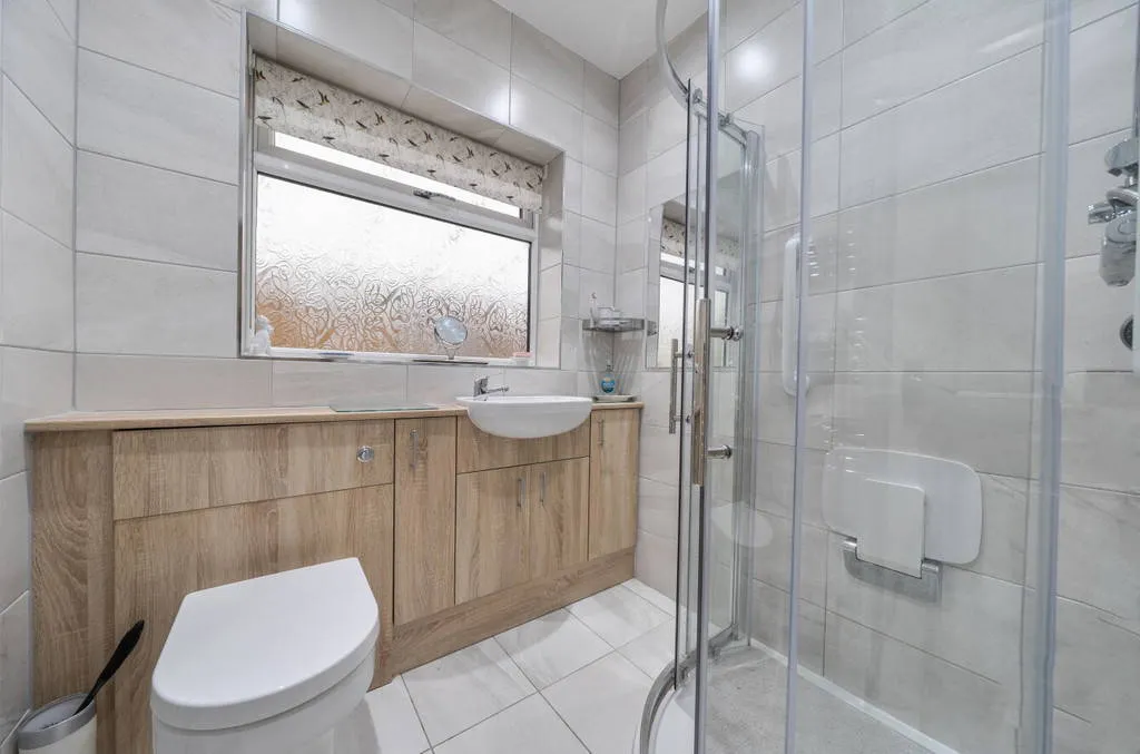 Tennyson Avenue, Shakespeare Gardens, Rugby, CV22 6JH, photo 13