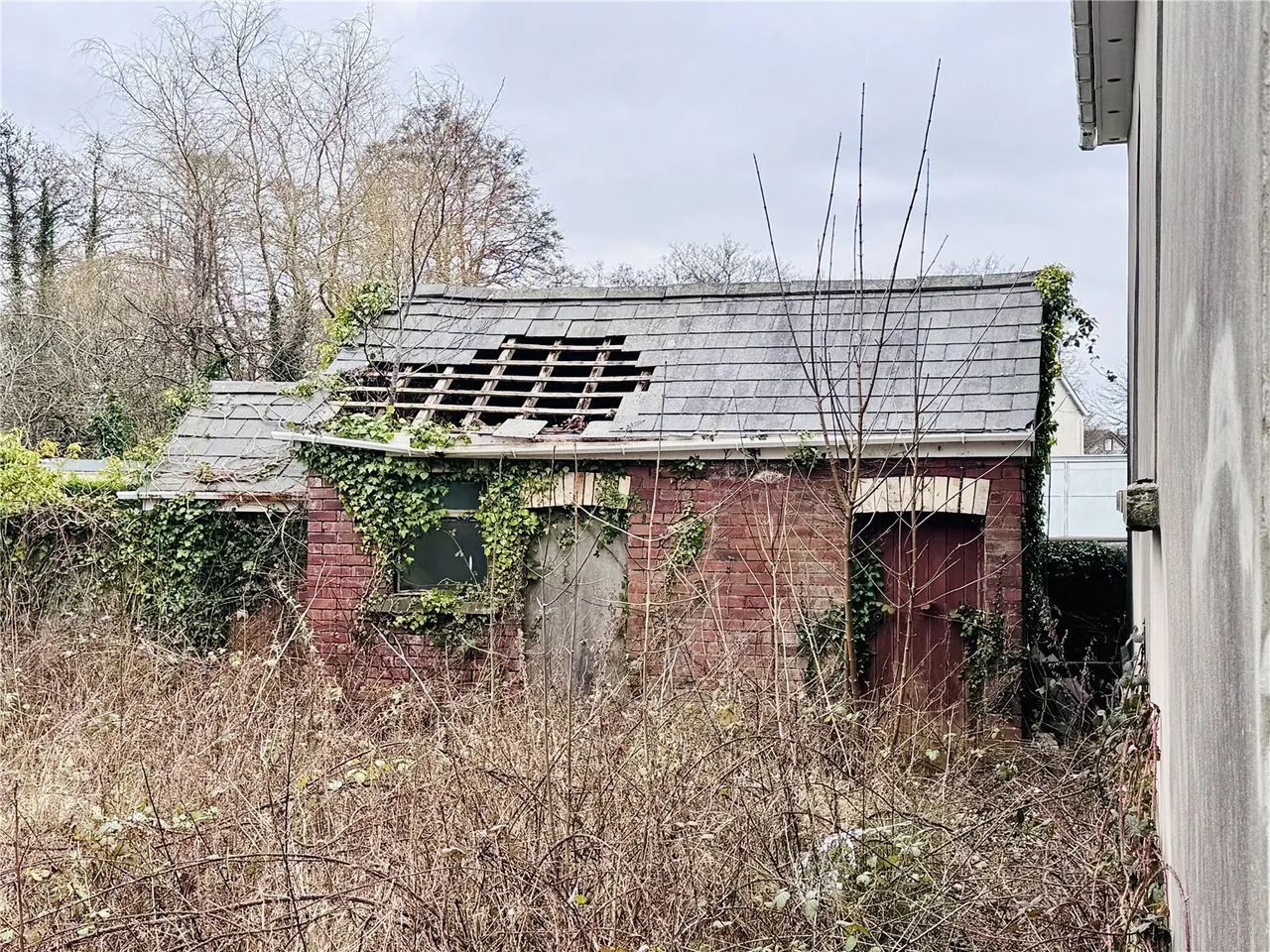 Campbell Road, Llandybie, SA18, photo 16