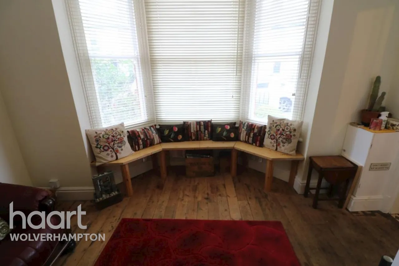 Peel Terrace, ST16, photo 3