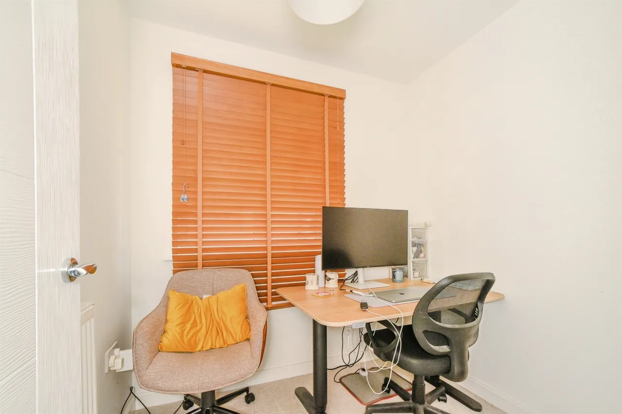 Proctor Way, Faringdon, SN7, photo 12
