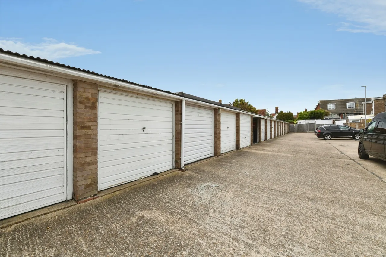 Belvedere Court, Burnham-on-Crouch, Essex, CM0, photo 4