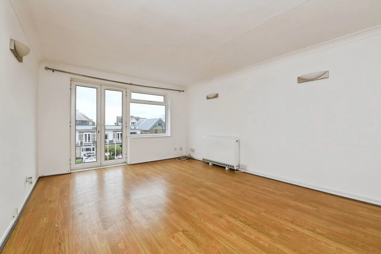 Belvedere Court, Burnham-on-Crouch, Essex, CM0, photo 6