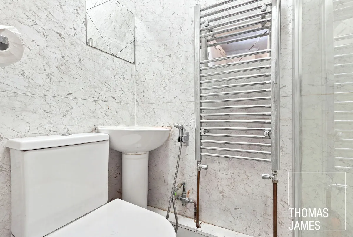 London, N18, photo 9