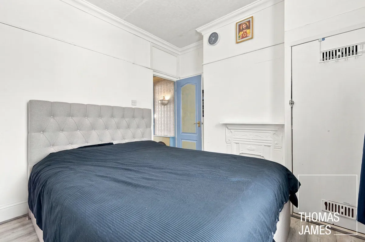 London, N18, photo 7