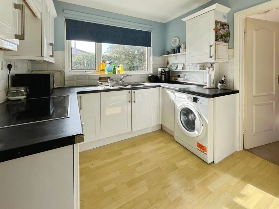 Brookedge, Brighstone, PO30, photo 6