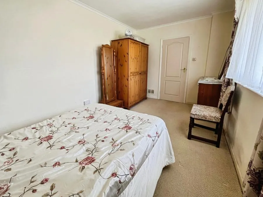 Brookedge, Brighstone, PO30, photo 9
