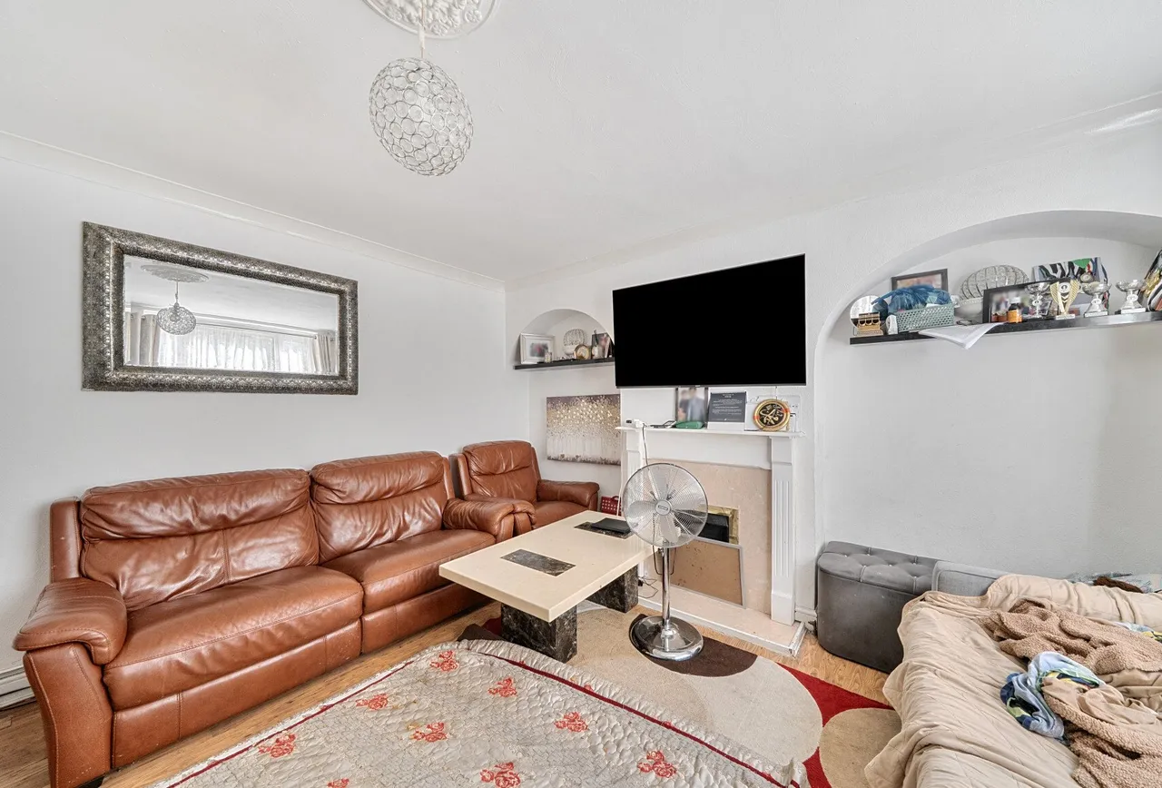 Hatfeild Mead, Morden, SM4 5PE, photo 4