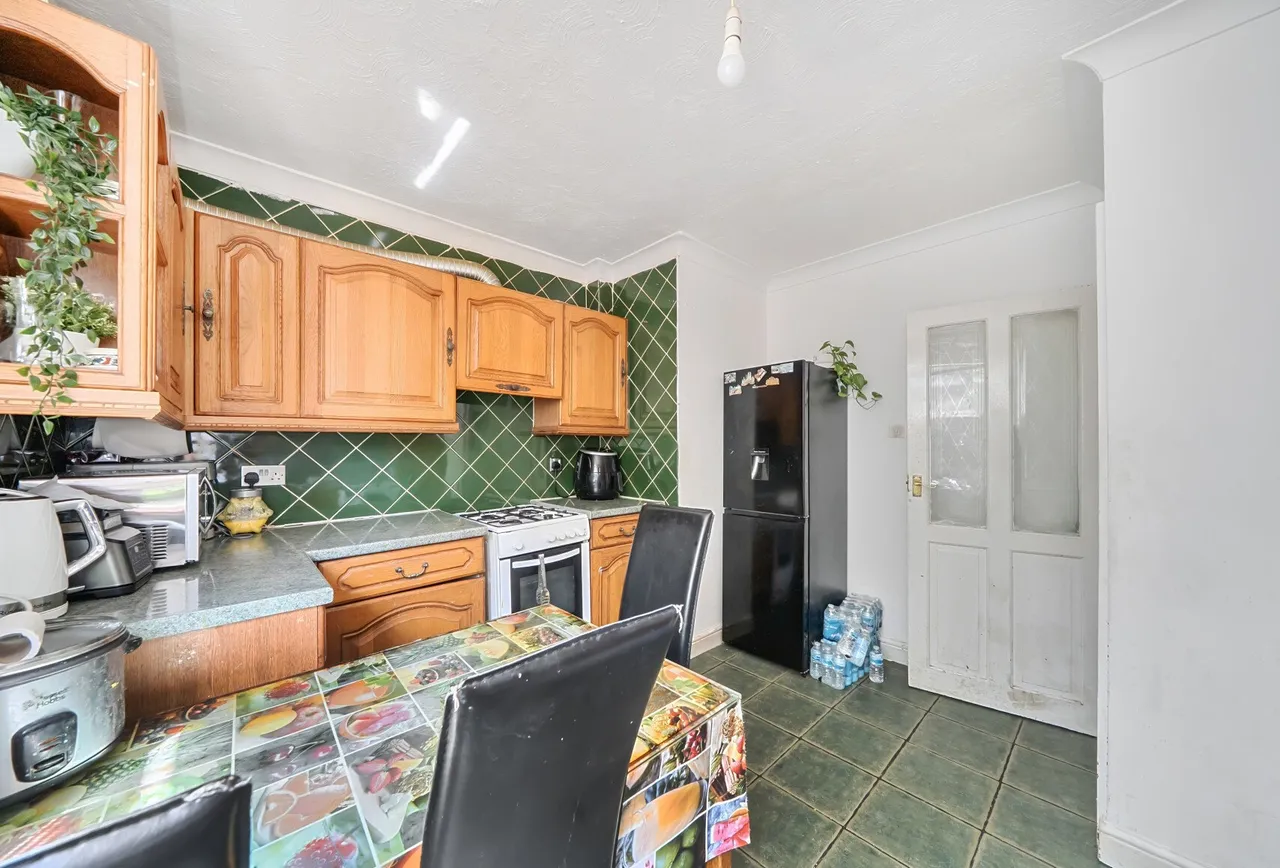 Hatfeild Mead, Morden, SM4 5PE, photo 3