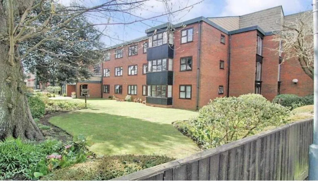 Lincoln Road, Peterborough, PE1, photo 2